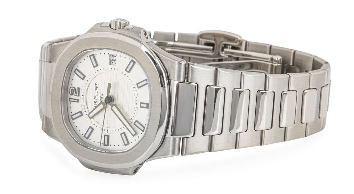 Patek Philippe Nautilus 7011/1G-001 Image 3